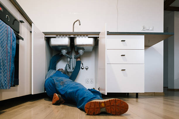 Professional Leak Detection technician working in Lewisville, TX